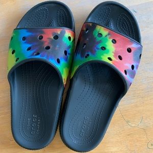 Croc slides